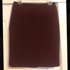 Ann Taylor fitted pencil skirt, wine red